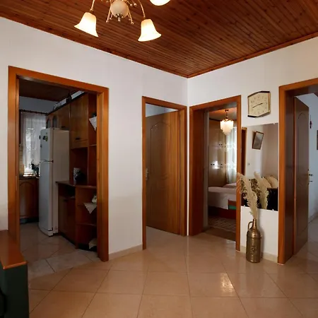Holiday home Te Bregu *